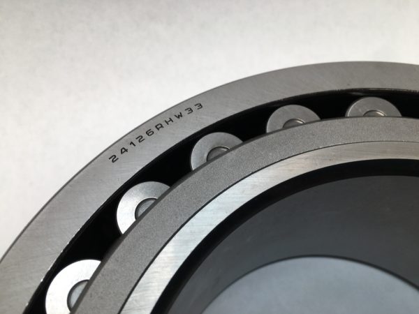 Spherical Roller Bearing – Straight Bore, 130 mm ID, 210 mm OD, 80 mm Width, Open, CN Internal clearance