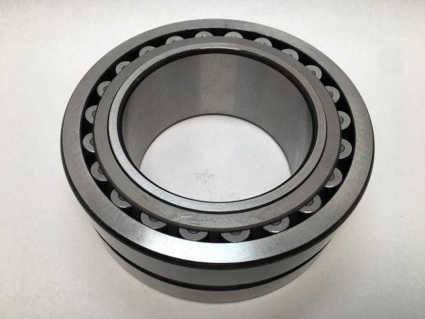 Spherical Roller Bearing – Straight Bore, 130 mm ID, 210 mm OD, 80 mm Width, Open, CN Internal clearance