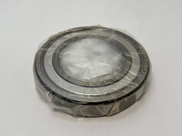 Deep Groove Ball Bearing – Straight Bore, 80 mm ID, 140 mm OD, 26 mm Width, Single Shield, Without Snap Ring