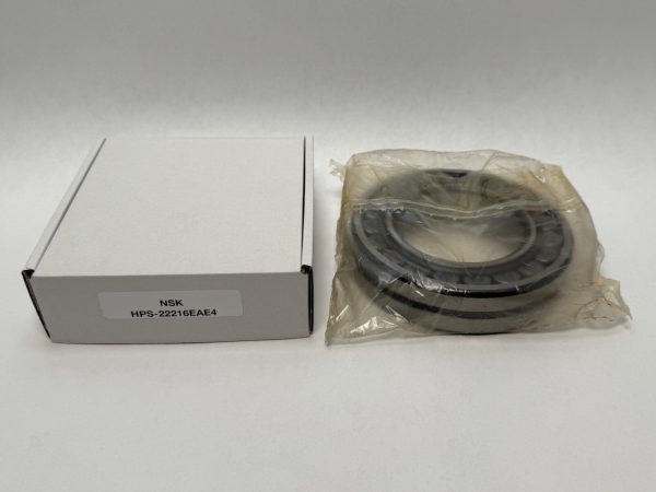Spherical Roller Bearing – Straight Bore, 80 mm ID, 140 mm OD, 33 mm Width, Open, CN Internal clearance.
