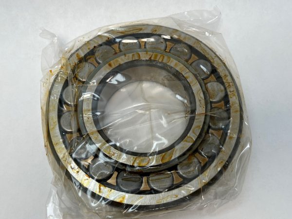 Spherical Roller Bearing – Straight Bore, 85 mm ID, 180 mm OD, 41 mm Width, Open, CN Internal clearance.
