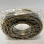 Spherical Roller Bearing – Straight Bore, 85 mm ID, 180 mm OD, 41 mm Width, Open, CN Internal clearance.