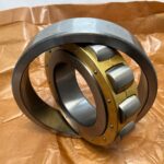 Spherical roller bearing – Tapered Bore, 100 mm ID, 215 mm OD, 47 mm Width, Open, CN Internal clearance.