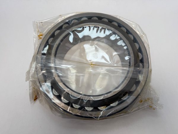 Spherical Roller Bearing – Straight Bore, 170 mm ID, 260 mm OD, 67 mm Width, Open, CN Internal Clearance.