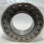 Spherical Roller Bearing – Straight Bore, 140 mm ID, 250 mm OD, 68 mm Width, Open, C3 Internal Clearance.