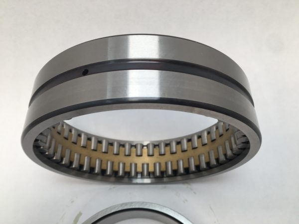 Cylindrical Roller Bearing – Straight Bore, 110 mm ID, 150 mm OD, 40 mm Width, 2 Row, Super Precision.