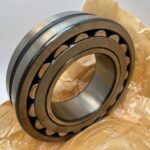 Spherical Roller Bearing – Straight Bore, 120 mm ID, 215 mm OD, 58 mm Width, Open, C3 Internal Clearance.