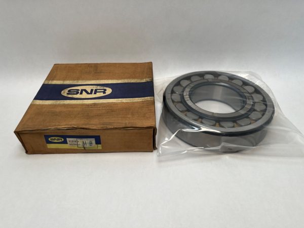 Spherical Roller Bearing – Straight Bore, 90 mm ID, 190 mm OD, 43 mm Width, Open.