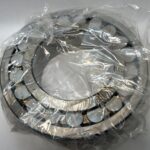 Spherical Roller Bearing – Straight Bore, 200 mm ID, 360 mm OD, 98 mm Width, Open