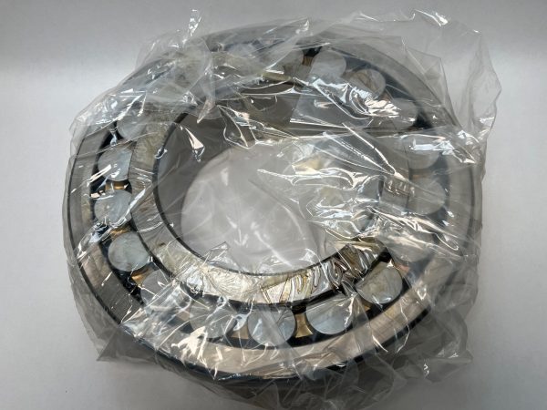 Spherical Roller Bearing – Straight Bore, 200 mm ID, 360 mm OD, 98 mm Width, Open