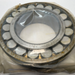 Spherical Roller Bearing – Tapered Bore, 160 mm ID, 290 mm OD, 80 mm Width, Open, C3 Internal clearance.
