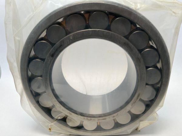 Spherical Roller Bearing – Tapered Bore, 160 mm ID, 290 mm OD, 80 mm Width, Open, C3 Internal clearance.