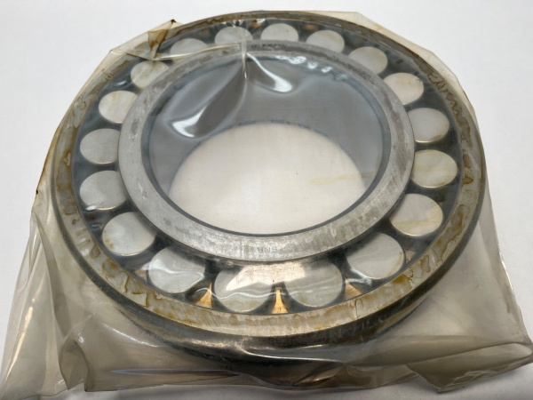 Spherical Roller Bearing – Tapered Bore, 160 mm ID, 290 mm OD, 80 mm Width, Open, C3 Internal clearance.