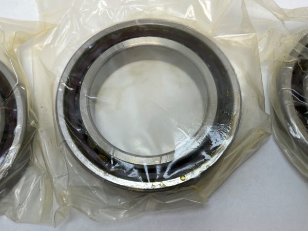Angular Contact Ball Bearing – 70 mm ID, 110 mm OD, 20 mm Width, Open, 15° Contact Angle, Light Preload.