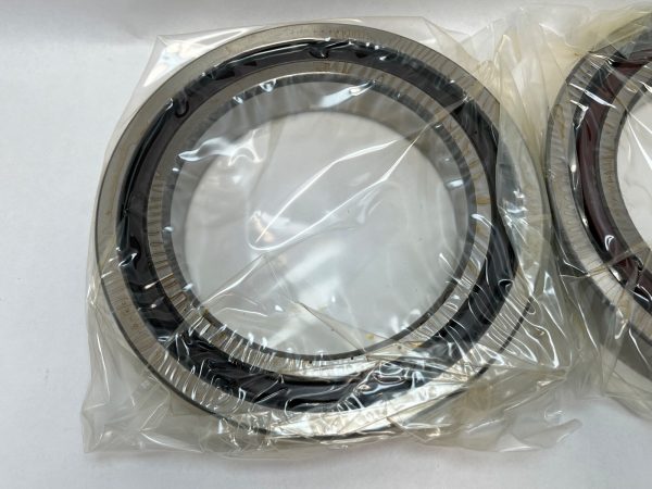 SNR 7028CDUJ74 Bearing 140x210x33 mm 7028-C-T-DUL-P4 7028-C-DU-J74 France 2 Pcs