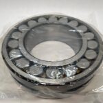 Spherical Roller Bearing – Straight Bore, 130 mm ID, 230 mm OD, 64 mm Width, Open, Brass Cage, C3 Internal Clearance.