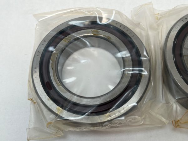 Angular Contact Ball Bearing – Straight Bore, 55 mm ID, 100 mm OD, 21 mm Width, Open, 15° Contact Angle, Light Preload.