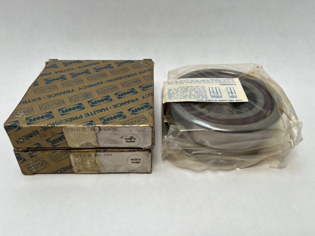 Super Precision Angular Contact Ball Bearing – Straight Bore, 60 mm ID, 110 mm OD, 22 mm Width, Open, 15° Contact Angle, Universal Pairing, Medium Preload.