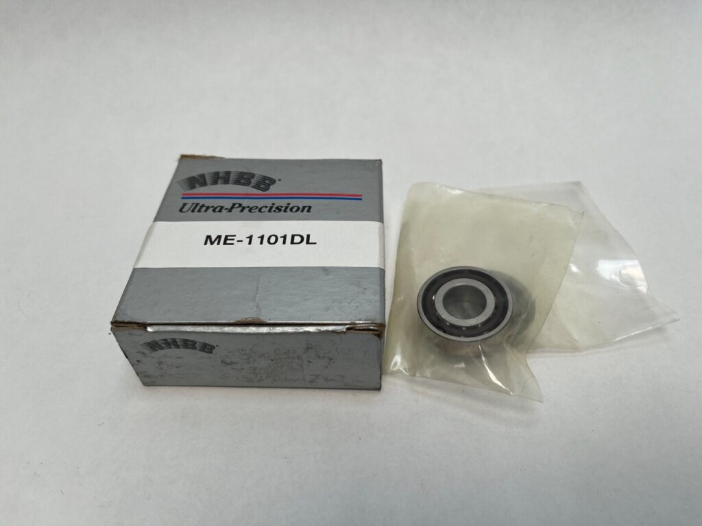 Angular contact bearing – 12 mm ID, 28 mm OD, 8 mm Width, Open, 15°.