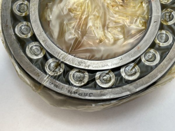 NTN 22218BKD1 Spherical Roller 90x160x40 mm 22218CJ 22218 B K W33/D1 Japan