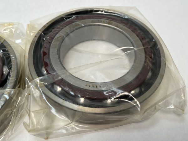Angular Contact Ball Bearing – 90 mm ID, 160 mm OD, 30 mm Width, Open, 15° Contact Angle, Light Preload.