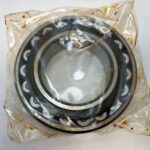 Spherical roller bearing – Straight Bore, 80 mm ID, 140 mm OD, 33 mm Width, Open, C3 Internal clearance.