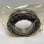 Spherical Roller Bearing – Straight Bore, 90 mm ID, 160 mm OD, 40 mm Width, Open, CN Internal clearance.