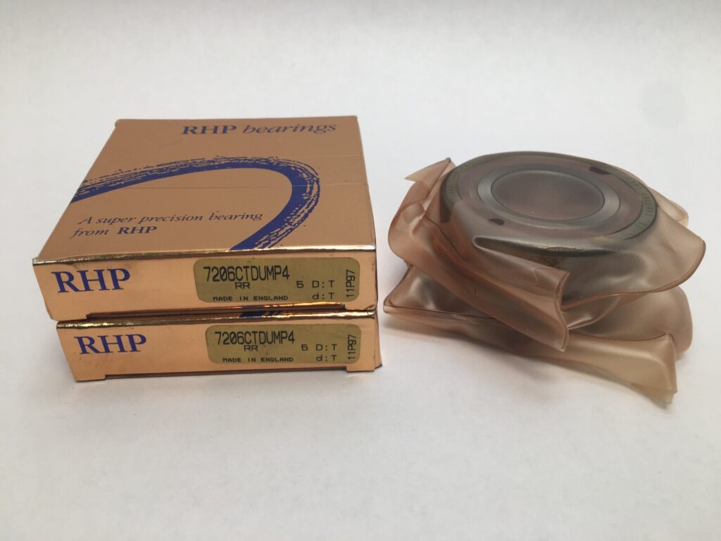 Angular Contact Ball Bearing – Straight Bore, 30 mm ID, 62 mm OD, 16 mm Width, Open, 15° Contact Angle, Medium Preload.