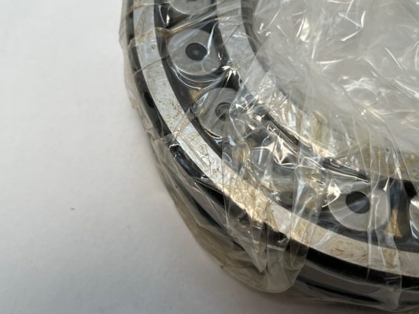 Spherical Roller Bearing – Straight Bore, 95 mm ID, 170 mm OD, 43 mm Width, Open, C3 Internal clearance.