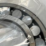 Spherical roller bearing – Straight Bore, 110 mm ID, 200 mm OD, 53 mm Width, Open, CN Internal clearance.