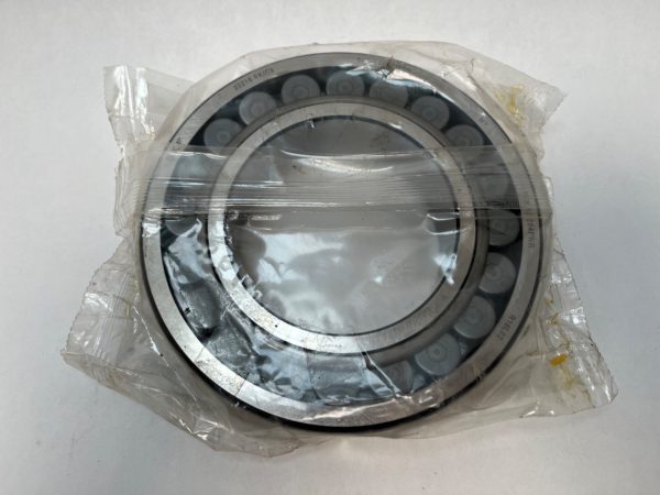 Spherical Roller Bearing – Tapered Bore, 90 mm ID, 160 mm OD, 40 mm Width, Open, C3 Internal Clearance.