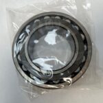 Spherical roller bearing – Tapered Bore, 70 mm ID, 125 mm OD, 31 mm Width, Open, C5 Internal clearance.
