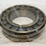 Spherical Roller Bearing – Tapered Bore, 90 mm ID, 160 mm OD, 40 mm Width, Open, C3 Internal clearance.