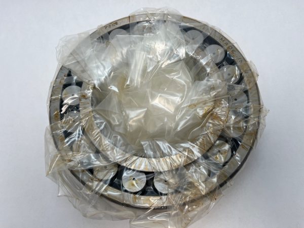 Spherical Roller Bearing – Tapered Bore, 130 mm ID, 230 mm OD, 64 mm Width, Open, C3 Internal Clearance.