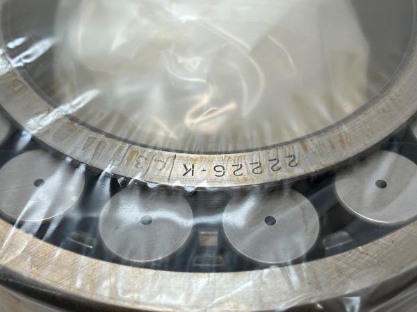 Spherical Roller Bearing – Tapered Bore, 130 mm ID, 230 mm OD, 64 mm Width, Open, C3 Internal Clearance.