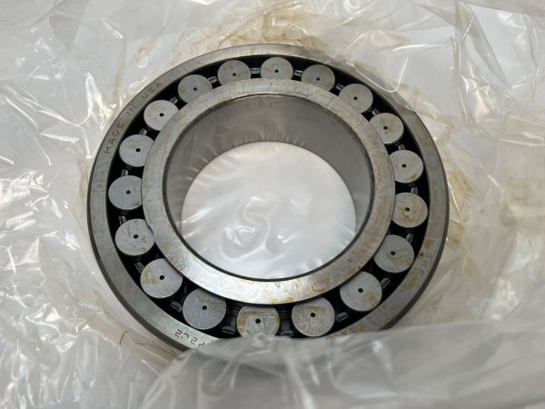 Spherical Roller Bearing – Tapered Bore, 130 mm ID, 230 mm OD, 64 mm Width, Open, C3 Internal Clearance.
