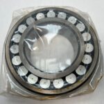 Spherical Roller Bearing – Straight Bore, 130 mm ID, 230 mm OD, 64 mm Width, Open, C3 Internal clearance.