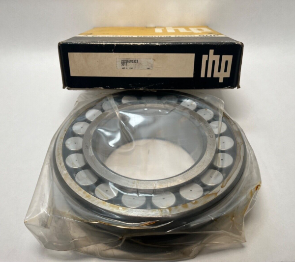 Spherical Roller Bearing – Straight Bore, 130 mm ID, 230 mm OD, 64 mm Width, Open, C3 Internal clearance.