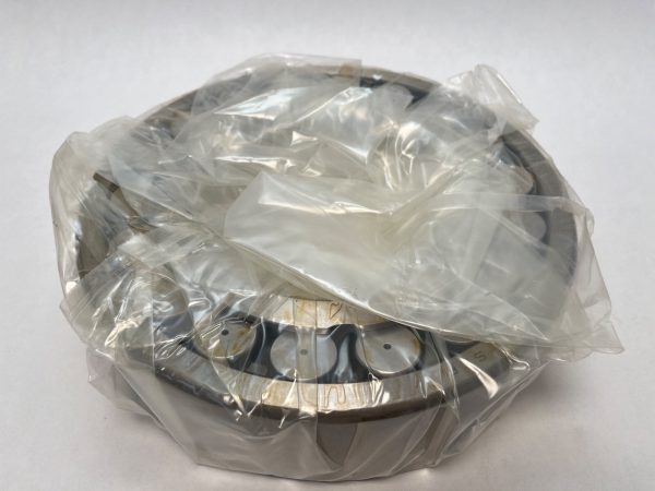 Spherical Roller Bearing – Tapered Bore, 130 mm ID, 230 mm OD, 64 mm Width, Open, CN Internal Clearance.