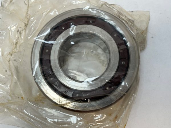 Deep Groove Ball Bearing – Straight Bore, 50 mm ID, 110 mm OD, 27 mm Width, Open, Without Snap Ring.