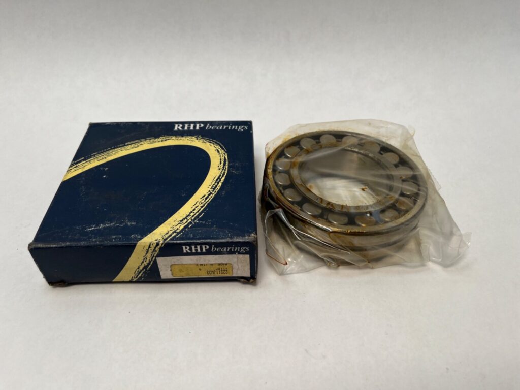Spherical Roller Bearing – Straight Bore, 55 mm ID, 100 mm OD, 25 mm Width, Open, CN Internal clearance