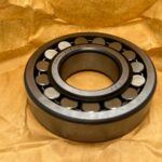 Spherical roller bearing – Straight Bore, 40 mm ID, 90 mm OD, 23 mm Width, Open, CN Internal clearance.