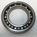 Deep Groove Ball Bearing – Straight Bore, 80 mm ID, 125 mm OD, 22 mm Width, Open, With Snap Ring.