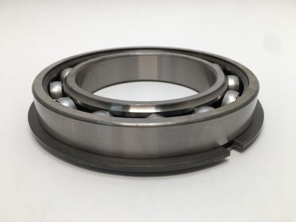 Deep Groove Ball Bearing – Straight Bore, 80 mm ID, 125 mm OD, 22 mm Width, Open, With Snap Ring.