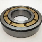 Deep Groove Ball Bearing – Straight Bore, 70 mm ID, 150 mm OD, 35 mm Width, Open, Without Snap Ring