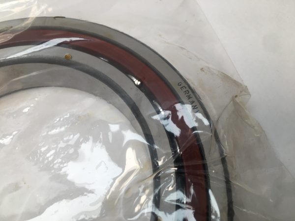 Angular Contact Ball Bearing – Straight Bore, 120 mm ID, 180 mm OD, 28 mm Width, Open, 15°, ABEC 7 / P4 Precision.