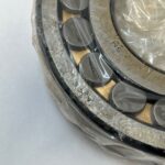 Spherical Roller Bearing – Straight Bore, 100 mm ID, 215 mm OD, 47 mm Width, Open, CN Internal clearance.