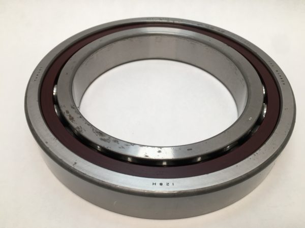 Super Precision Angular Contact Ball Bearing – Straight Bore, 140 mm ID, 210 mm OD, 33 mm Width, Open, 15° Contact Angle, Universal Light Preload.