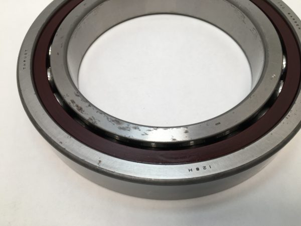 Super Precision Angular Contact Ball Bearing – Straight Bore, 140 mm ID, 210 mm OD, 33 mm Width, Open, 15° Contact Angle, Universal Light Preload.