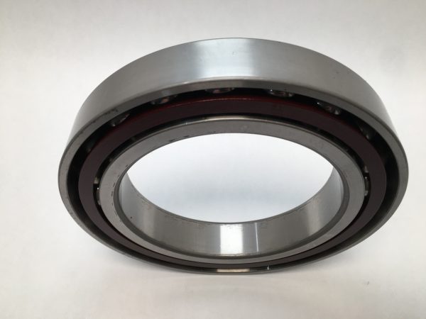 Super Precision Angular Contact Ball Bearing – Straight Bore, 140 mm ID, 210 mm OD, 33 mm Width, Open, 15° Contact Angle, Universal Light Preload.